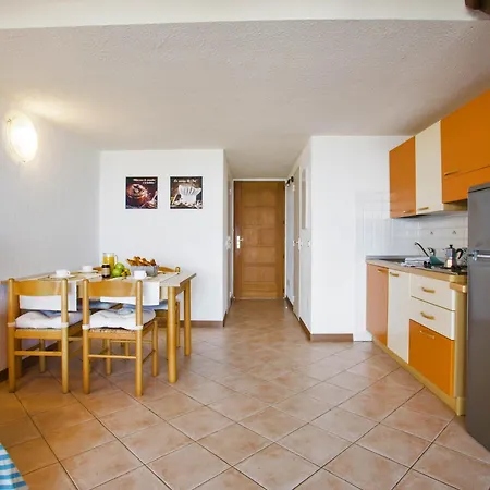Appartement Marina Corsa - 4 People On The Sea